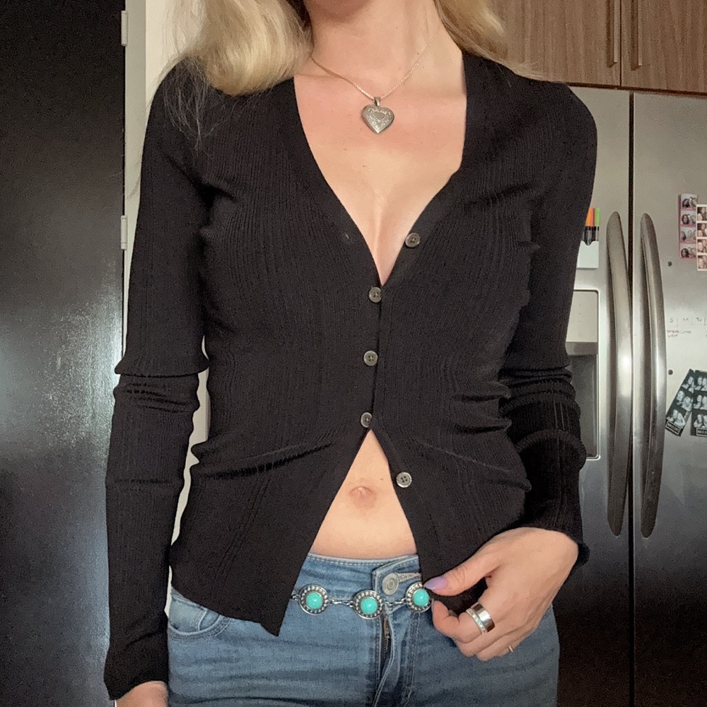Everlane Charcoal Ribbed Knit Top